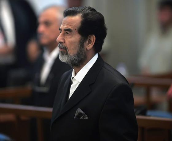 بالصور: أطرف غرائب الزعماء العالميين المضحكة والشاذة بينهم زعيم عربي صورة رقم 9 بالصور: أطرف غرائب الزعماء العالميين المضحكة والشاذة بينهم زعيم عربي صورة رقم 9