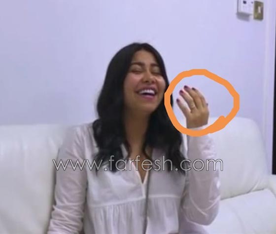 صور شيرين ترتدي خاتم ماس جديد: هل هو خاتم زواجها من حسام حبيب؟ صورة رقم 1