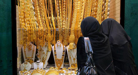 كيف يحتفل العرسان العرب بفرحة عمرهم في يوم الزفاف؟ صورة رقم 9
