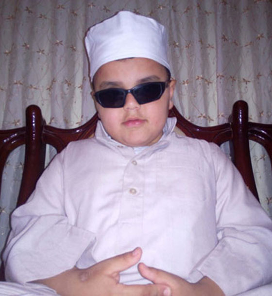 طفل مصري معجزة: كفيف حفظ القرآن برقم الآية والصفحة في سن 6 سنوات! صورة رقم 4