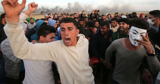 مسيرة العودة 2 في غزة تتحدى تهديدات الجيش الإسرائيلي: مجزرة بـ8 شهداء صورة رقم 6