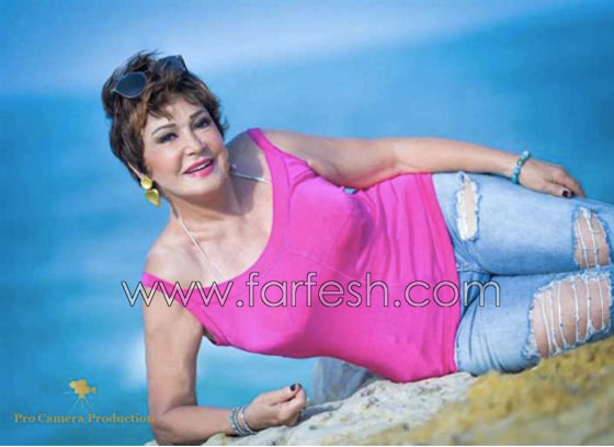  صور فنانات كبيرات في السن اثرن الجدل والاعجاب بإطلالات شبابية صورة رقم 2