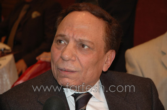 محمد عادل امام: اخاف من والدي في هذه اللحظات ولهذا لا اشاركه التمثيل!  صورة رقم 7