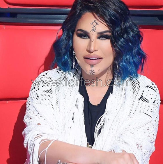 بالصور.. فنانات بإطلالات غريبة تصدم الجمهور صورة رقم 7