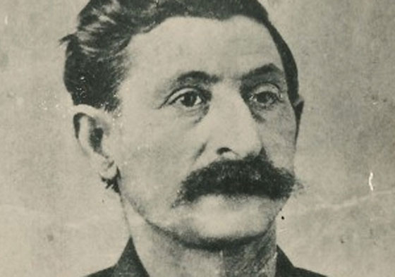 أبشع عقاب لمجرم: صنعوا من جمجمته منفضة سجائر ومن جلده حذاء صورة رقم 2