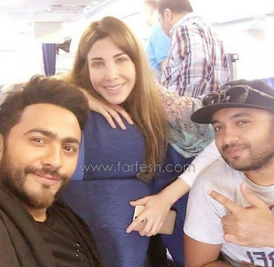 صور سيلفي نادرة للنجوم حين يجتمعون بدون ميعاد.. هل السيلفي دليل المحبة؟ صورة رقم 4