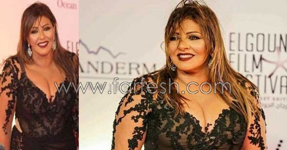 الفنانة المسيحية هالة صدقي تستقبل رمضان داخل المسجد وتؤكد وحدة المصريين صورة رقم 3