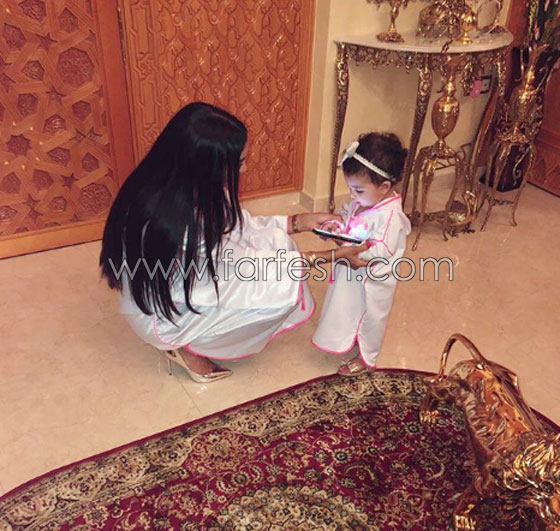 فيديو وصور ابنة دنيا بطمة تمشي أولى خطواتها وترقص بالجلابية صورة رقم 6