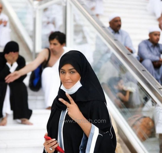 صور وفيديو لمشاهير الفنانين والاعلاميين يؤدون عمرة شهر رمضان صورة رقم 9