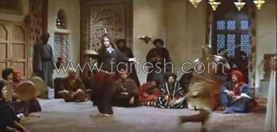 فيديو الراقصة فيفي عبده: عمري 15 سنة فقط وهكذا خسرت الوزن الزائد صورة رقم 2