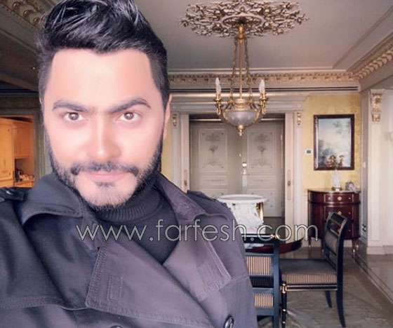 تامر حسني ومحمد هنيدي يمزحان بعد مباراة مصر في المونديال ويشعلان الجمهور صورة رقم 3
