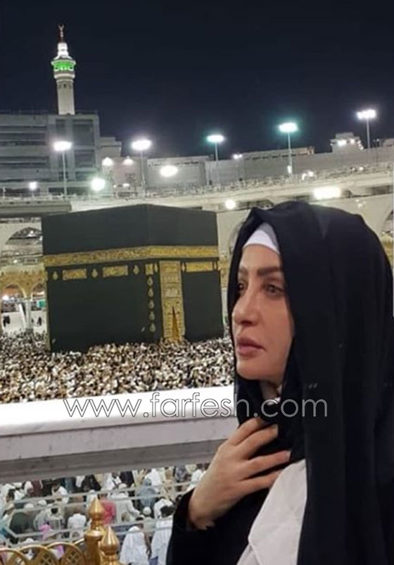 الفنانة لطيفة التونسية تنشر صورتها في الحرم المكي وتشكر خادم الحرمين صورة رقم 2