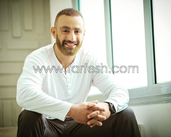  ياسين احمد السقا ينشر صورته مع والده وأمير كرارة معلقا: مع رقم 1 صورة رقم 2