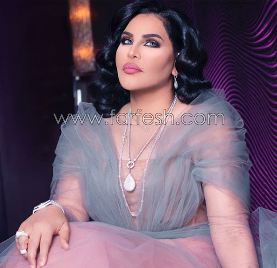 فيديو معجبة تَشُدُّ الفنانة أحلام من فستانها.. والسبب؟! صورة رقم 12