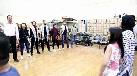 الفنانة الفلسطينية دلال أبو آمنة تبدع بمهرجان مصر والاحتلال يزعم أنها إسرائيلية! صورة رقم 4