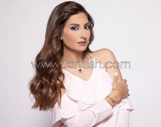 صور الفنانة السورية رويدا عطية باطلالة مميزة وقد بدا الحمل ظاهرا عليها صورة رقم 5