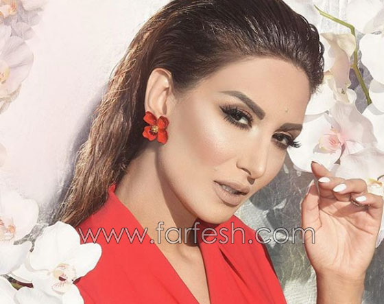 صور الفنانة السورية رويدا عطية باطلالة مميزة وقد بدا الحمل ظاهرا عليها صورة رقم 6