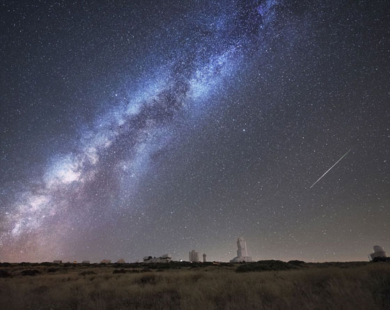 بالفيديو والصور.. لقطات مدهشة لزخة الشهب السماوية صورة رقم 10 بالفيديو والصور.. لقطات مدهشة لزخة الشهب السماوية صورة رقم 10