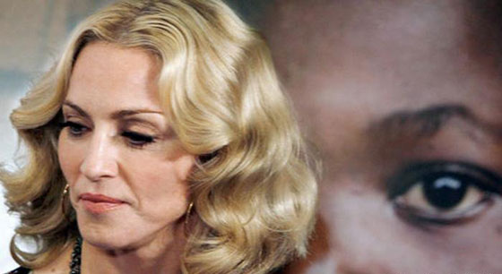 النجمة مادونا تحتفل بعيد ميلادها الـ60.. نستعرض أهم محطات مسيرتها الفنية الصاخبة صورة رقم 8