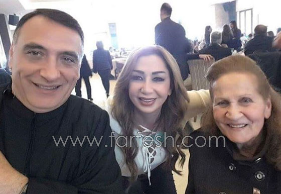 صور الأب طوني (الفنان المعتزل ربيع الخولي) مع العائلة: اشتقت للبنان صورة رقم 6