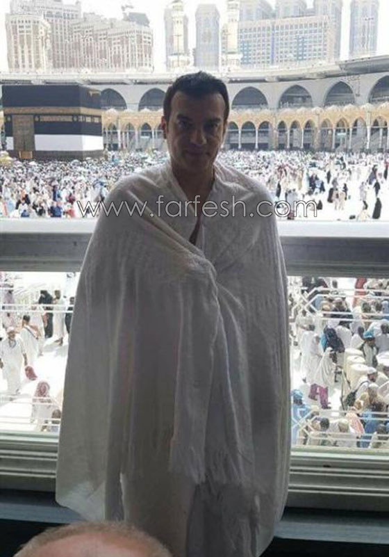 بالصور: نجوم الفن يؤدون فريضة الحج.. صورة رقم 24