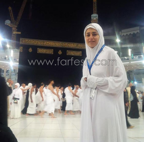 بالصور: نجوم الفن يؤدون فريضة الحج.. صورة رقم 27