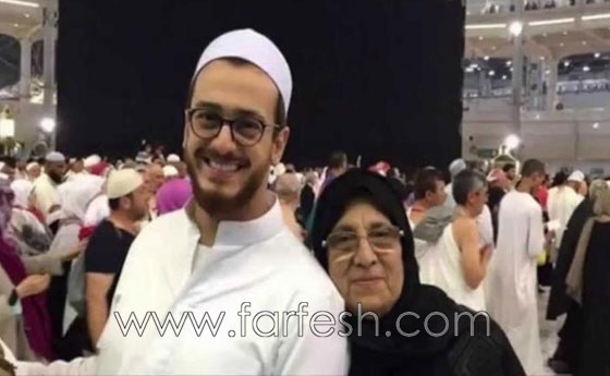 بالصور: نجوم الفن يؤدون فريضة الحج.. صورة رقم 23