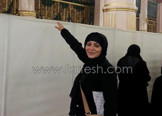 بالصور: نجوم الفن يؤدون فريضة الحج.. صورة رقم 5