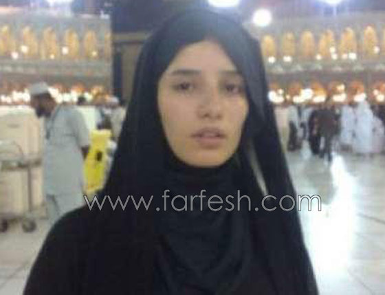 بالصور: نجوم الفن يؤدون فريضة الحج.. صورة رقم 12