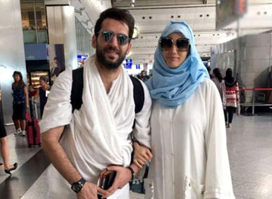 بالصور: نجوم الفن الاتراك يؤدون فريضتي الحج والعمرة صورة رقم 1