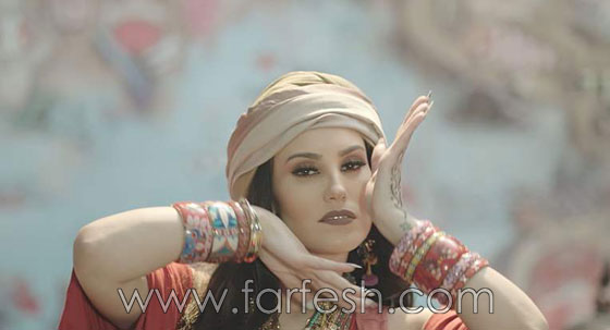 الفنانة المغربية طاهرة تطلب يد حبيبها وتحقق مليون مشاهدة لفيديو أغنية (هدا حدا) بـ 3 أيام صورة رقم 5