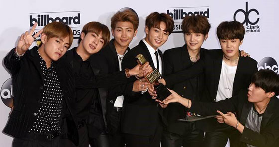 60 مليون مشاهدة في 24 ساعة.. فرقة BTS الكورية تحطم أرقام يوتيوب صورة رقم 7