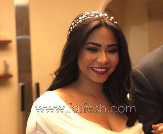 بالفيديو: شقيق شيرين عبد الوهاب ينفي حملها رغم زيادة وزنها.. صورة رقم 2