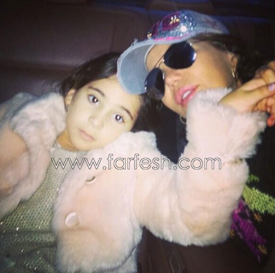 الفنانة اللبنانية مي حريري تخسر حضانة ابنتها وتقول: انتحار بصمت! صورة رقم 7