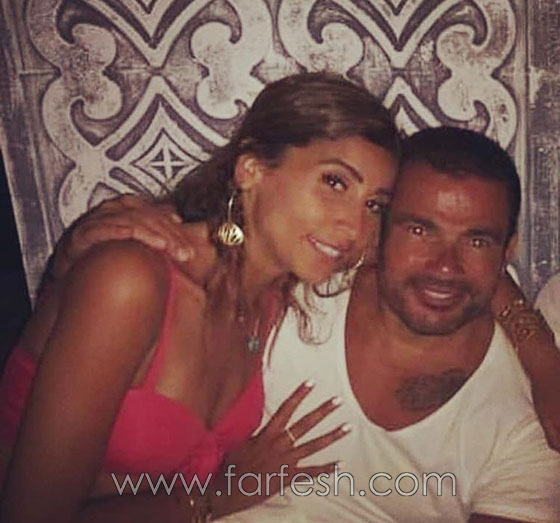 بالصور: عمرو دياب في الجونة ينطلق بدراجة هوائية وتلاحقه دينا الشربيني صورة رقم 8