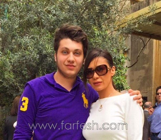  فضيحة نادين الراسي تتهم ابنها بضربها فيكذّبها قائلا: أنت مريضة نفسيا! صورة رقم 7