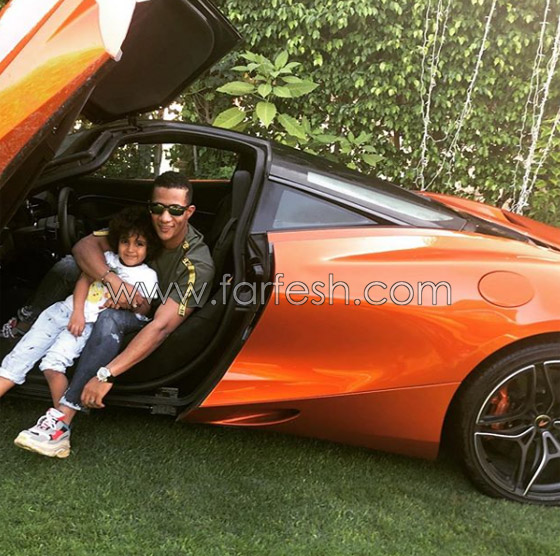 صور وفيديو: محمد رمضان يتحدى محمد صلاح ويحتفل بعيد ميلاد ابنه وابنته صورة رقم 7