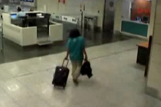 القبض على 4 ضباط شرطة أتراك اعتدوا على مسافرة أمريكية فتسببوا بوفاتها صورة رقم 2