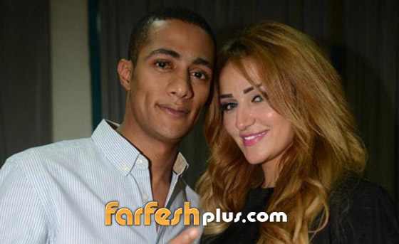  محمد رمضان ينشر صورته وهو يحتضن زوجته ويتغزل بها.. صورة رقم 2