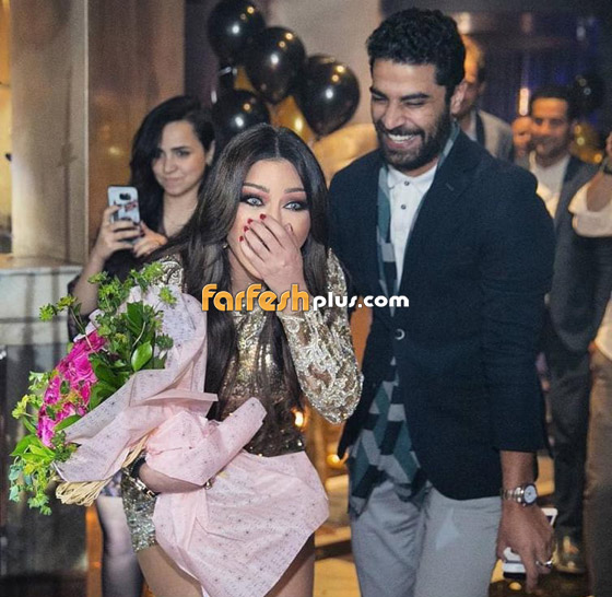 صورة رومانسية مسربة تجمع هيفاء وهبي ومدير أعمالها! هل تزوجا؟ صورة رقم 10