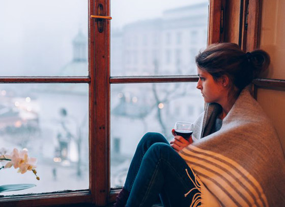 أبراج يتسبب لها فصل الشتاء بمزاج سيء ويفتح عليها بوابة الجحيم النفسي صورة رقم 3