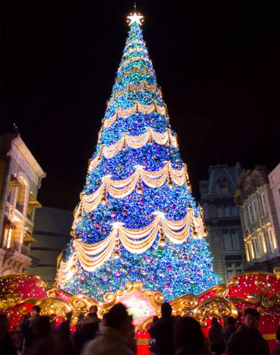 هل تعرفون كيف بدأت شجرة الكريسماس؟ تعرفوا إلى حكاية شجرة الميلاد صورة رقم 11 هل تعرفون كيف بدأت شجرة الكريسماس؟ تعرفوا إلى حكاية شجرة الميلاد صورة رقم 11