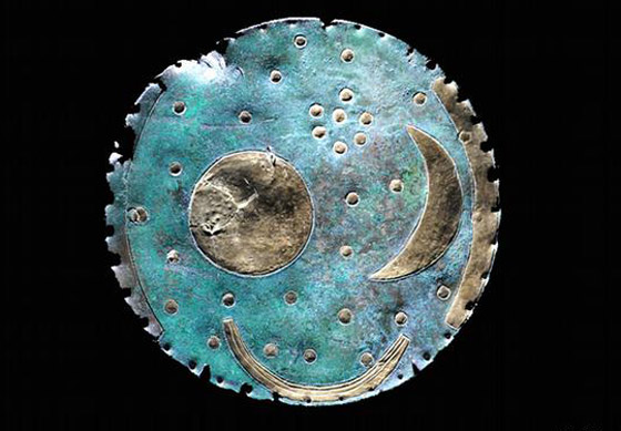 بالصور: حقائق وأساطير عن القمر.. من منها صحيح ومن متخيل؟ صورة رقم 1