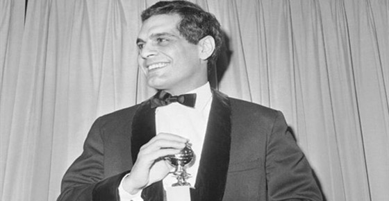  رامي مالك ثاني ممثل عربي بعد عمر الشريف يفوز بجائزة جولدن جلوب صورة رقم 2