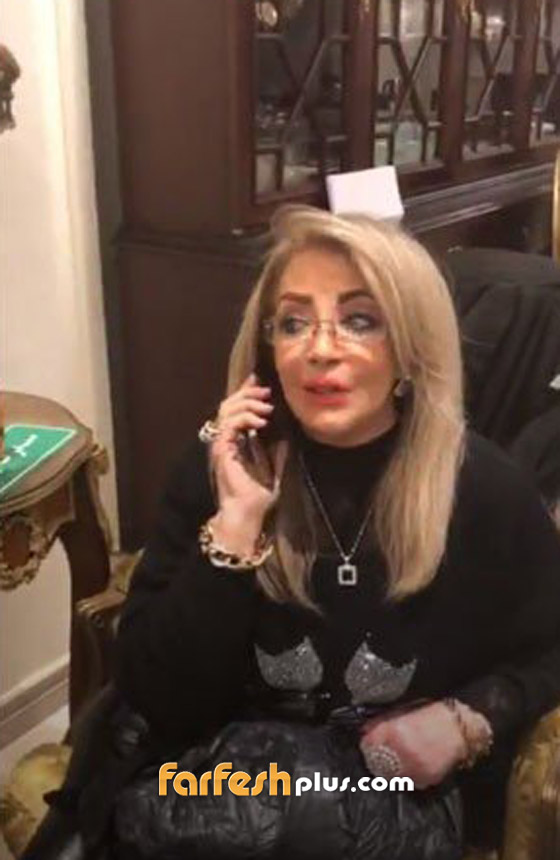 الفنانة المعتزلة شهيرة تصدم الجمهور وتكشف شعرها بالكامل! صورة رقم 1