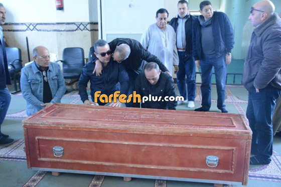 توبيخ قاسي لنجوم الفن لغيابهم عن جنازة سعيد عبد الغني.. ماذا فعلوا؟ صورة رقم 15
