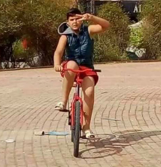 صور وفيديو: أحمد الزعبي طفل لاجئ ماسح احذية يفقد حياته هربا من الشرطة! صورة رقم 3