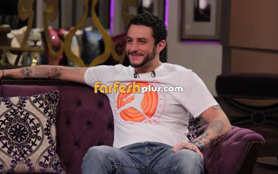 أحمد الفيشاوي يُهين الفنانين ومهرحان السينما ويرسل سائقه ليستلم جائزته صورة رقم 3