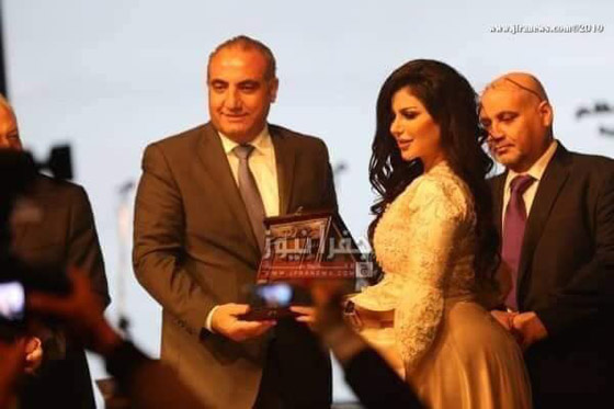 الأردنيون غاضبون بسبب تكريم أنابيلا هلال وحليمة بولند في عيد الملك صورة رقم 11