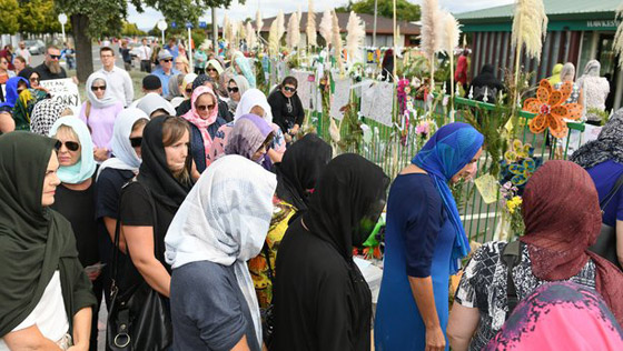 صحيفة في نيوزيلندا تنشر على غلافها كلمة ((سلام)) بالعربية صورة رقم 15
